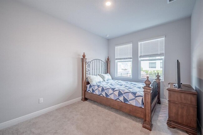 Building Photo - 2400 Ezzell Ct