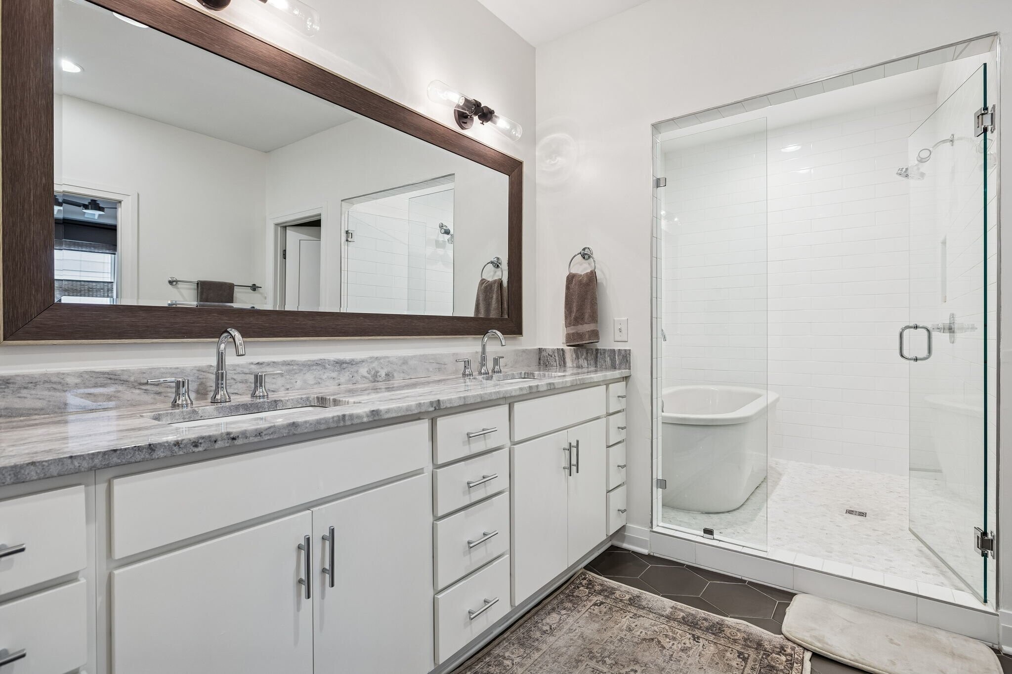 Building Photo - 914C Acklen Ave