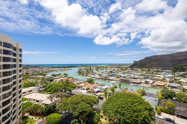 Building Photo - 6750 Hawaii Kai Dr