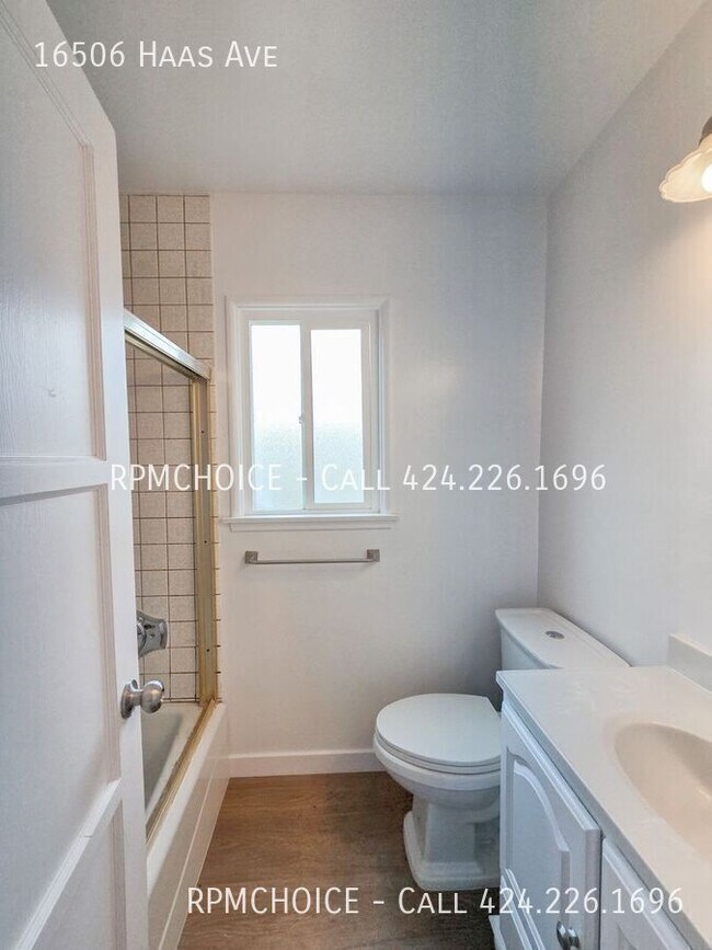 Building Photo - 16506 Haas Ave