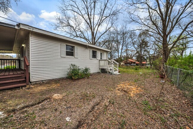Building Photo - Renovated 4-Bed Home in Pleasant Grove!