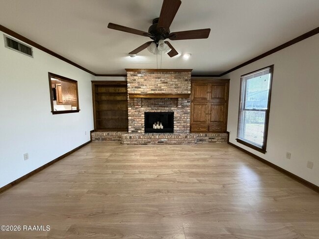 Building Photo - 204 Dublin Cir