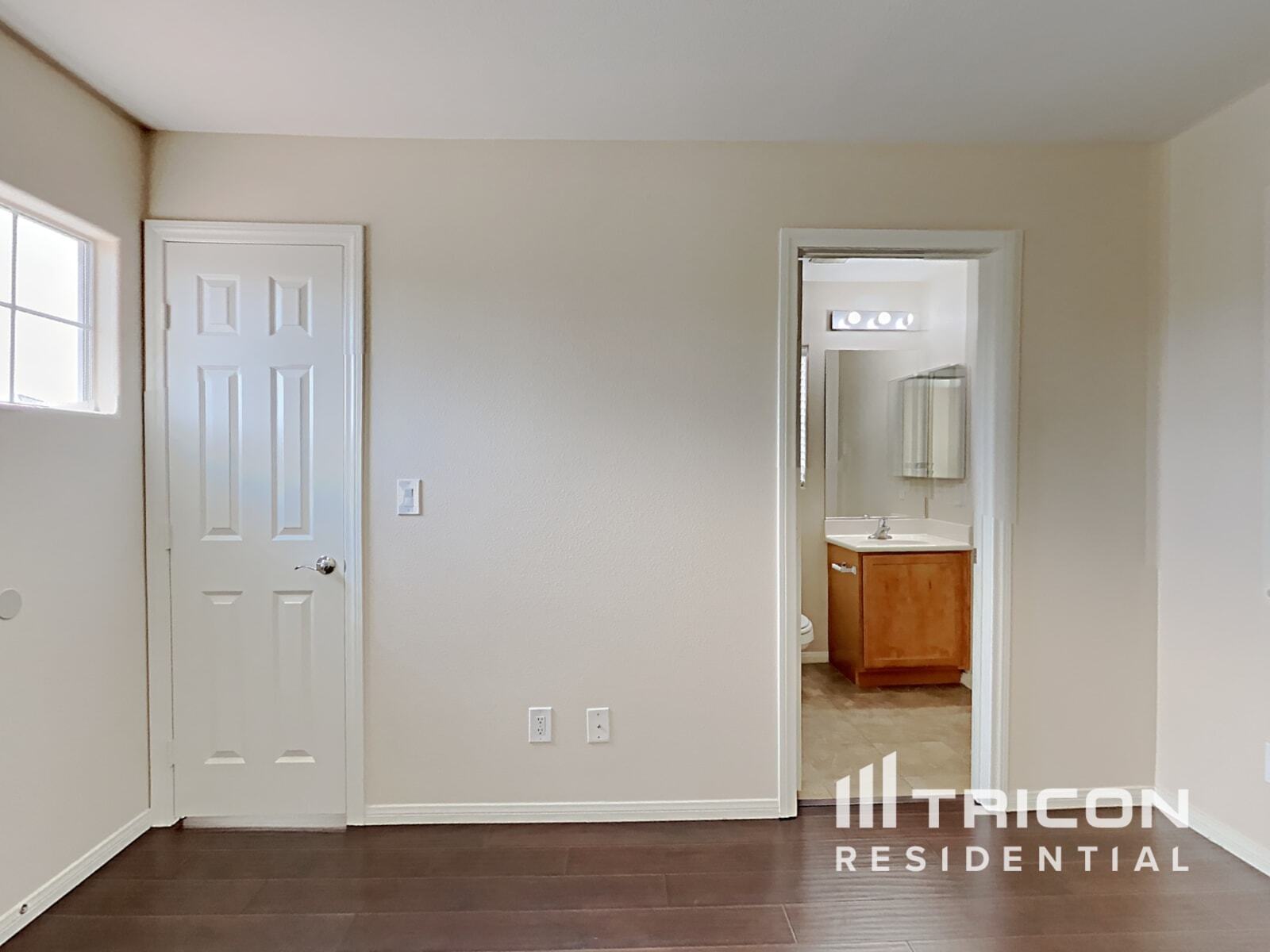 Building Photo - 9256 W Sunny Oven Ct