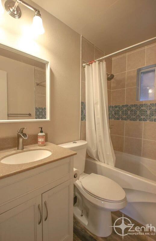 Building Photo - 2618 E 26th St