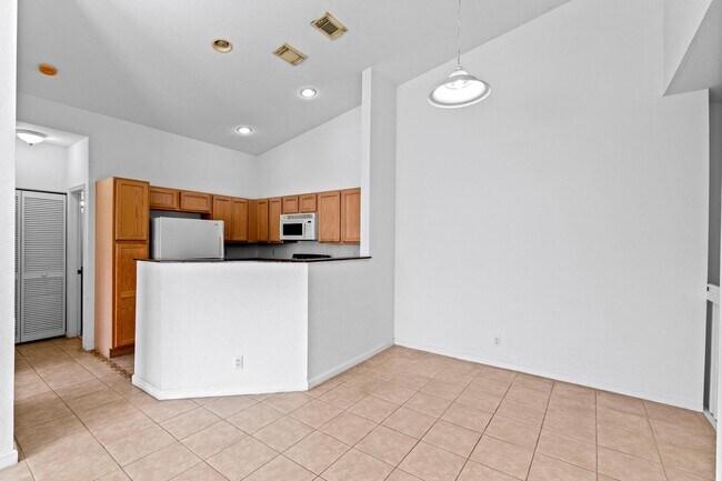 Building Photo - 3156 Laurel Ridge Cir