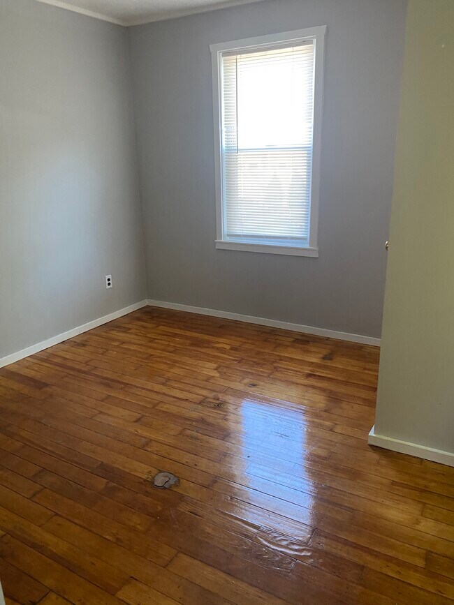 140 Pinehurst Ave 140 Pinehurst Ave Swansea MA 02777 Apartment Finder