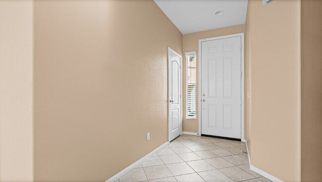 Building Photo - 4106 Arroyo Way