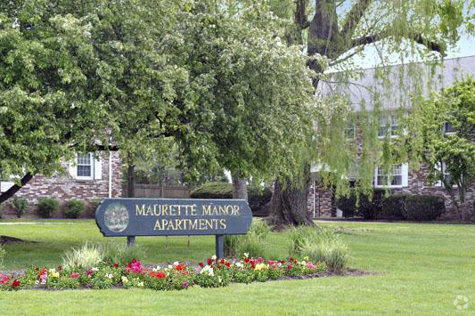 Community - Maurette Manor Apartments