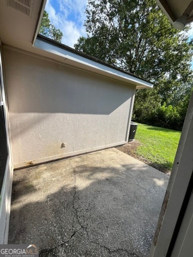 Building Photo - 150 Sapelo Dr