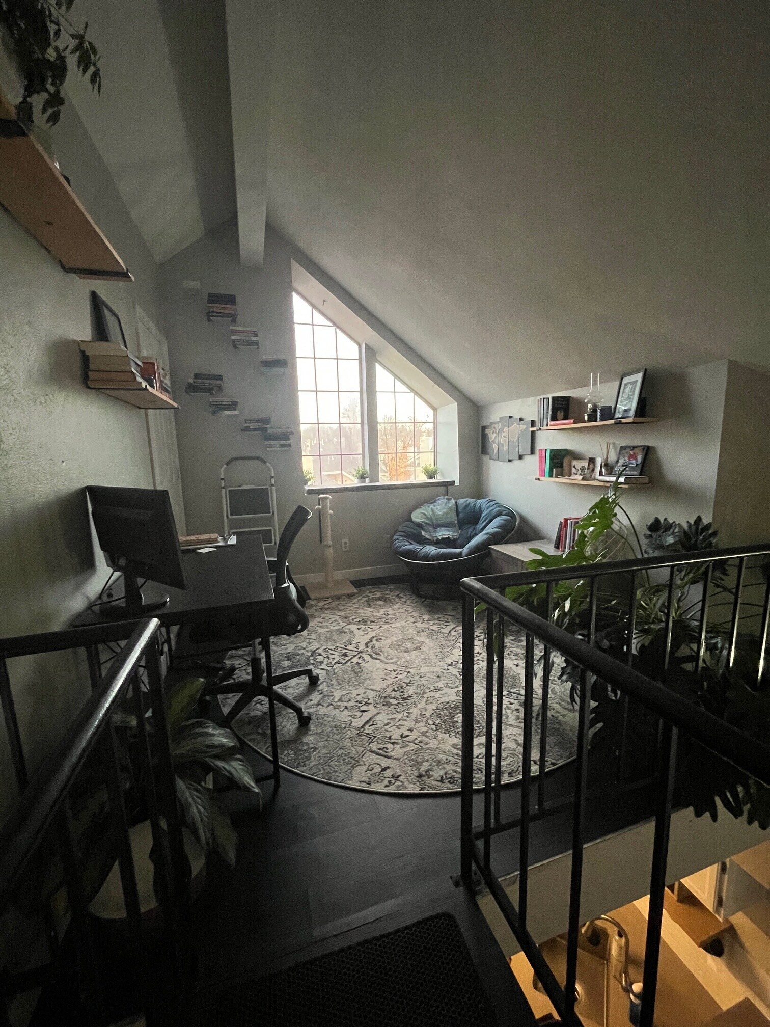 Building Photo - 13742 E Lehigh Ave