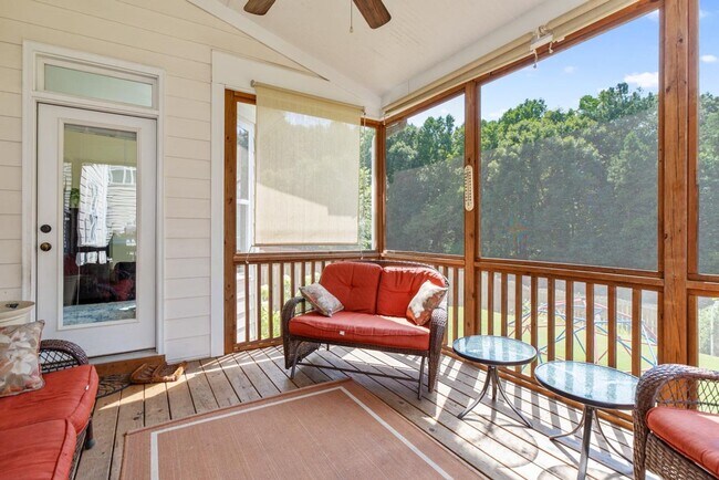 Building Photo - Gorgeous Wake Forest Home!