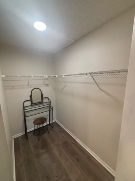 Building Photo - 732 Secret Harbor Ln