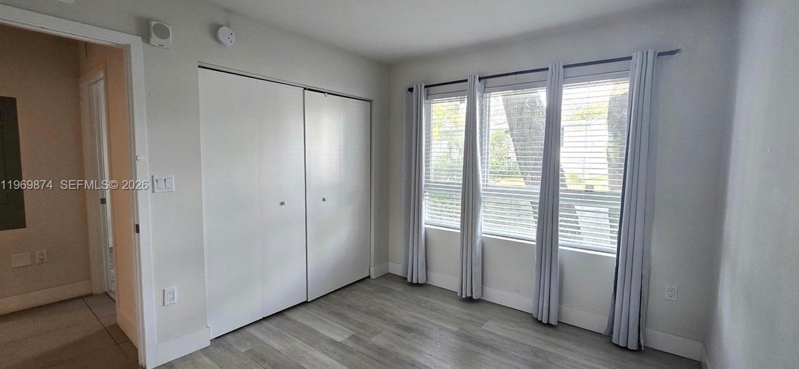 Building Photo - 2535 NE 193rd St