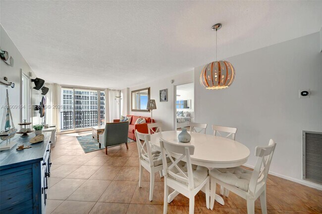 Building Photo - 531 N Ocean Blvd