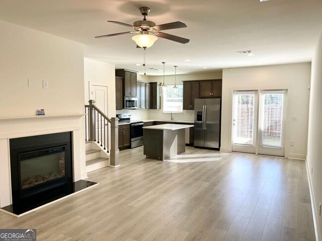 Building Photo - 5859 Greystone Dr