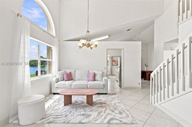 Building Photo - 2873 Oak Park Cir