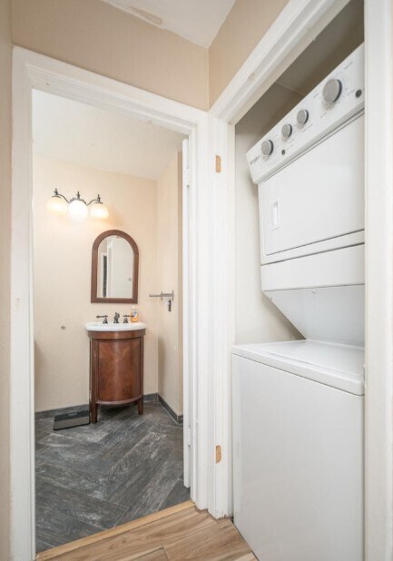 Guest bathroom and Washer/Dryer - 8140 N 107th Ave