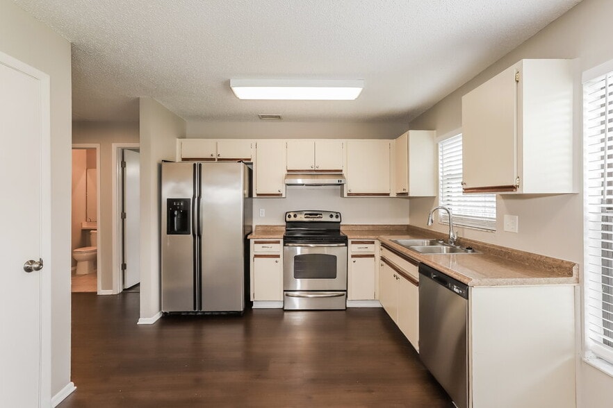 Building Photo - 13310 Krameria Way