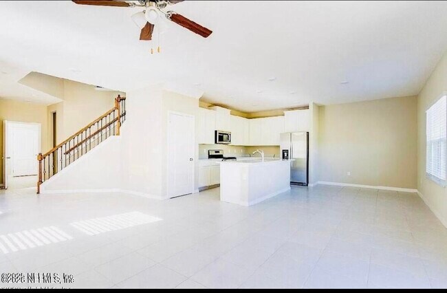 Building Photo - 87 Fellbrook Dr