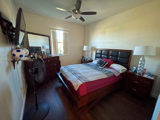 Building Photo - 25320 SW 115 Ct
