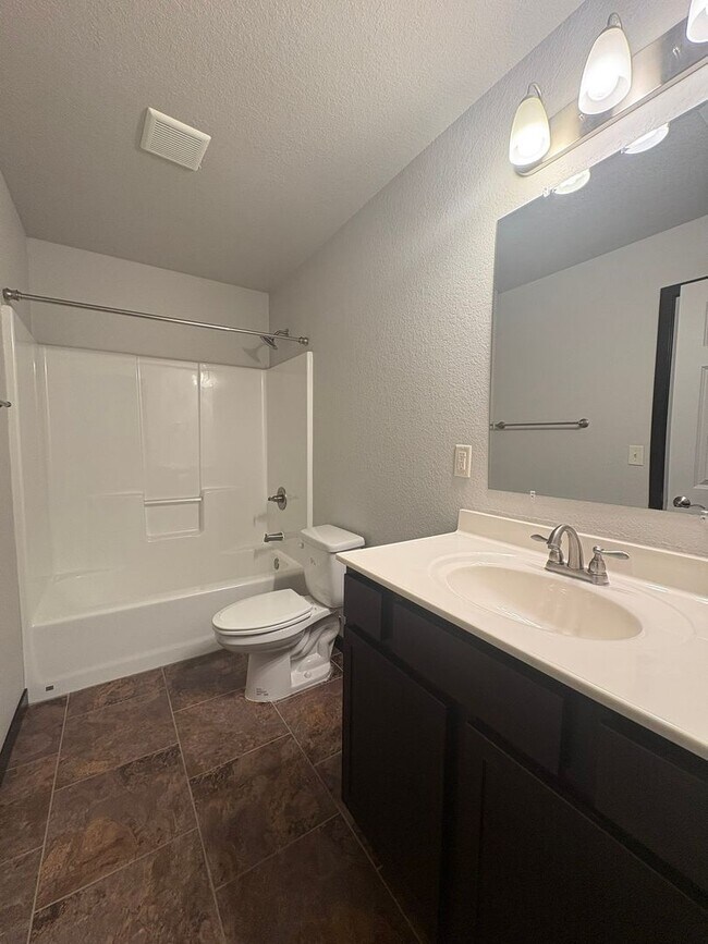 Building Photo - 3 BED | 3 BATH | HOME | ELKS CROSSING