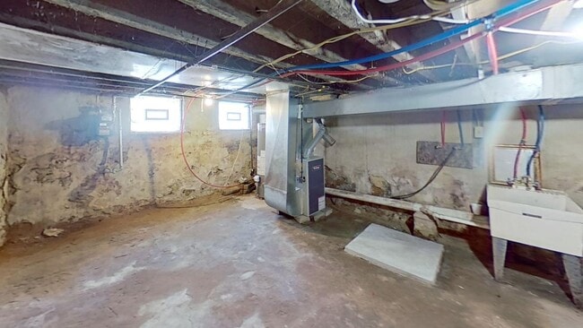 Building Photo - 2429 N Bouvier St