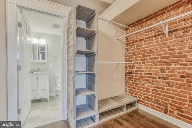 Building Photo - 3812 Fait Ave