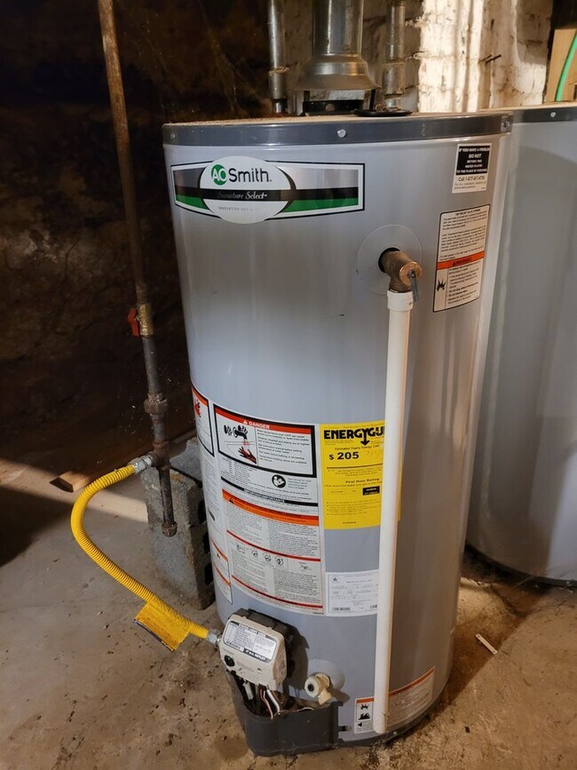 Building Photo - 339 W Philadelphia St