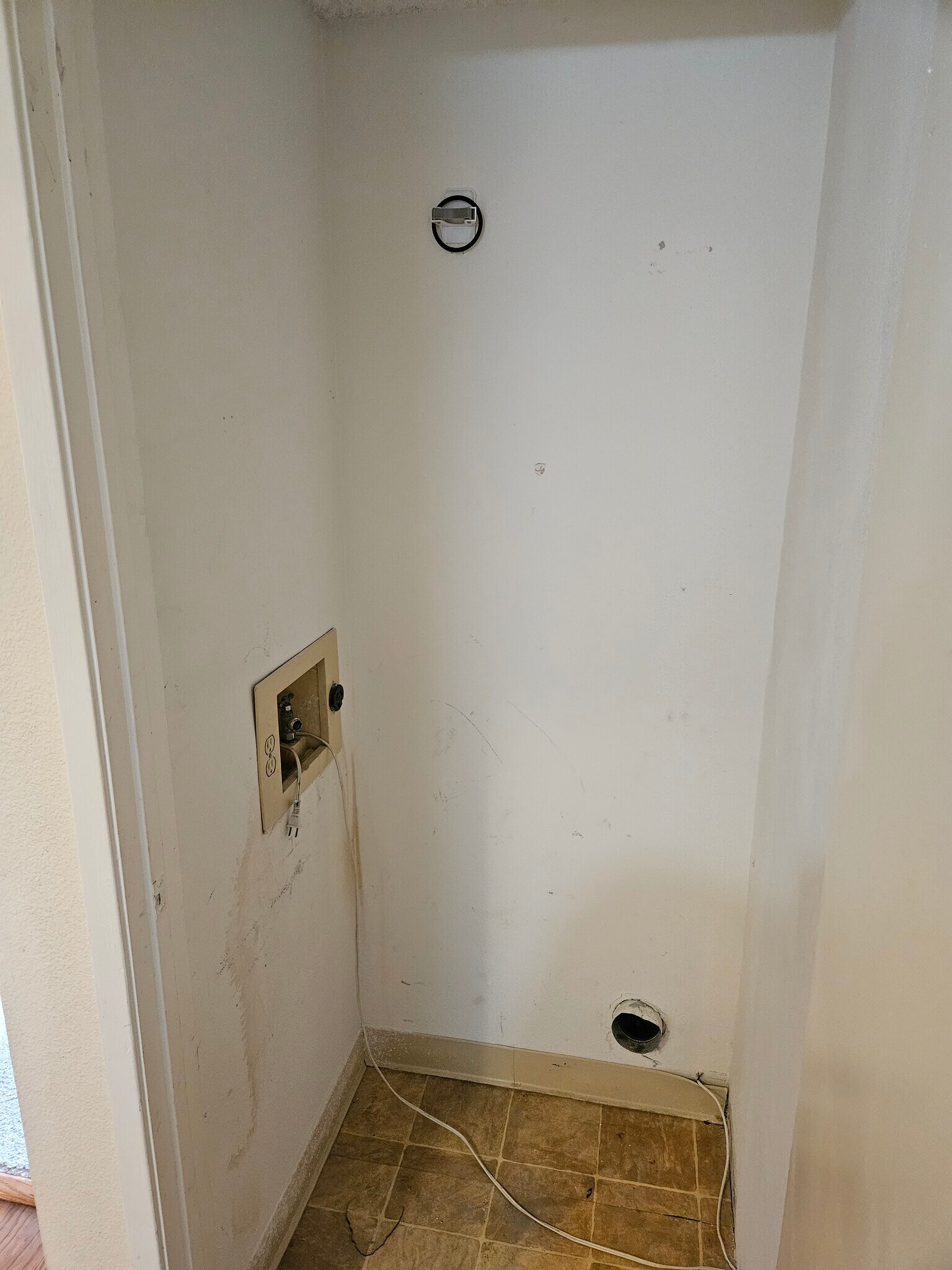 Building Photo - 2519 Chandler Ave