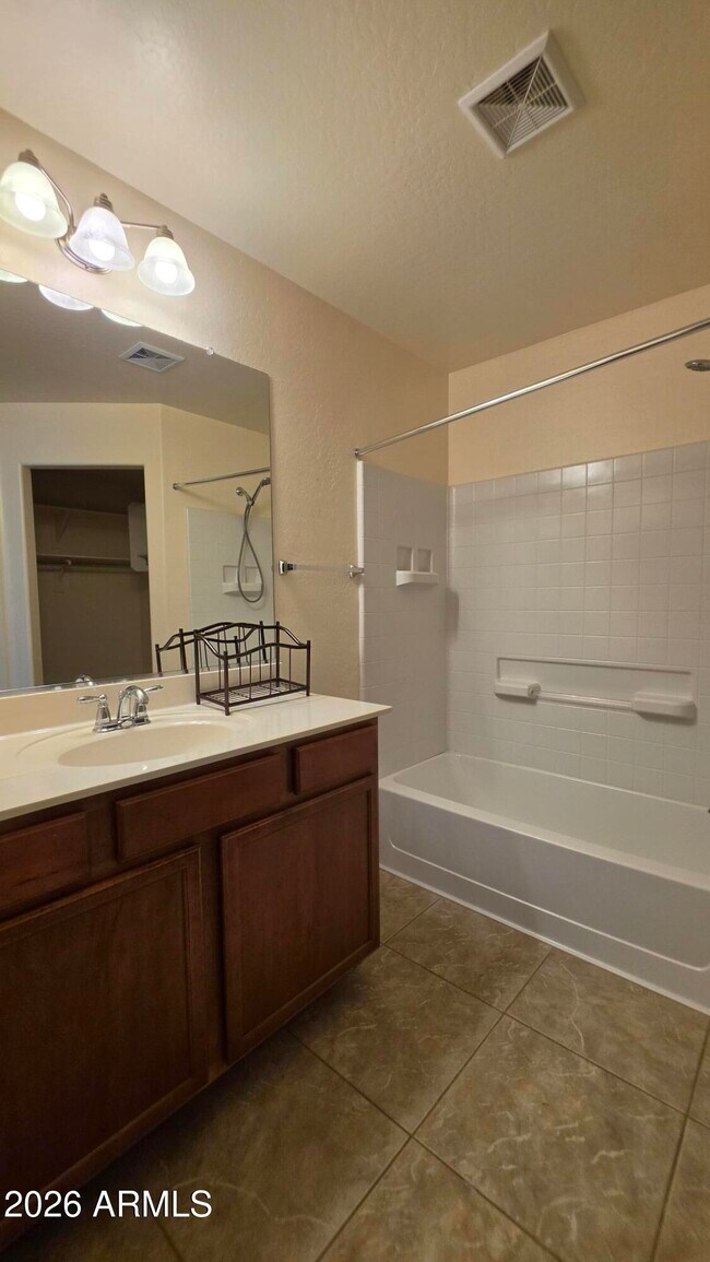 Building Photo - 40458 W Hayden Dr
