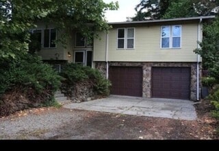 Building Photo - 13815 Canyon Rd E