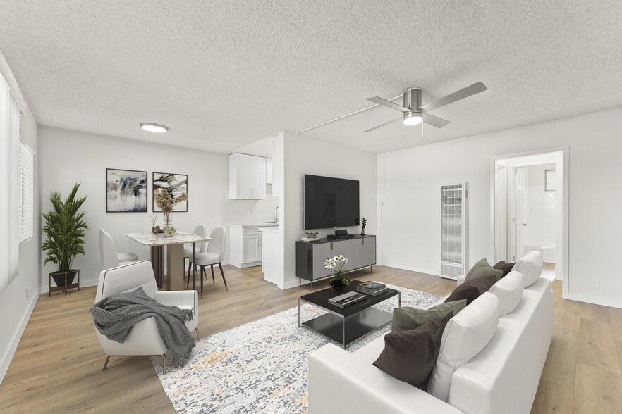 Building Photo - 3205 W 60th St