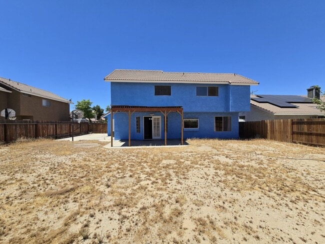 Building Photo - 39418 Southcliff Way