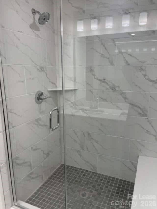 Building Photo - 1041 S Point Rd