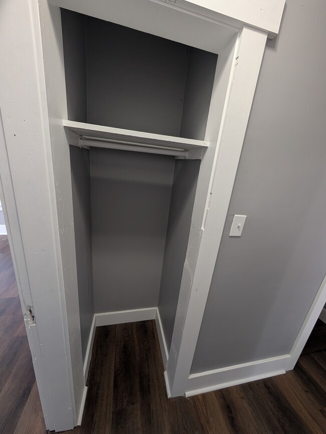 Building Photo - 2007 SW Lane St