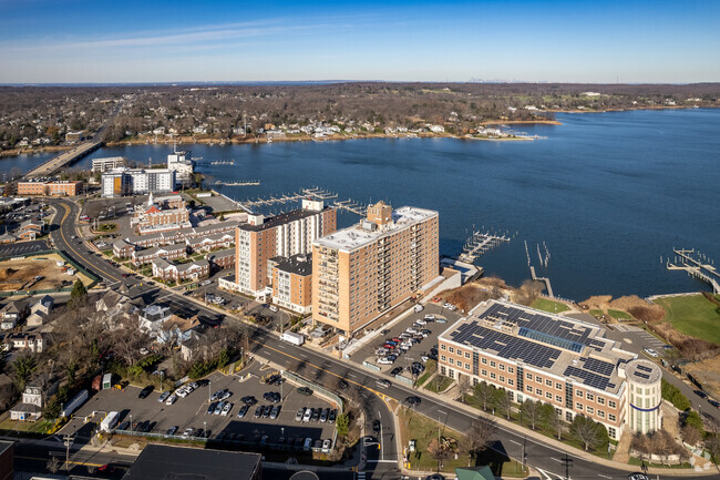 Aerial Photo - Riverview Towers