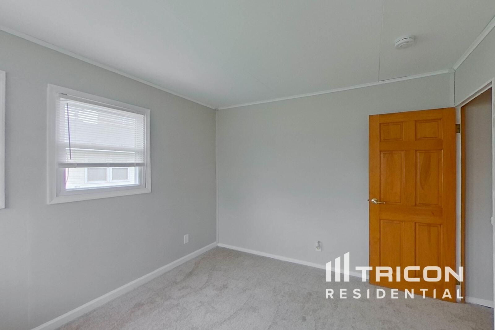 Building Photo - 504 Parkway Dr