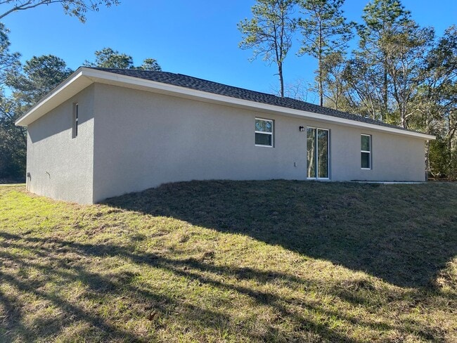 Building Photo - Beautiful  Home Citrus Springs - 4/2/2 Gre...