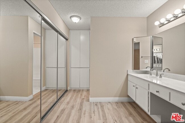 Building Photo - 7740 Redlands St