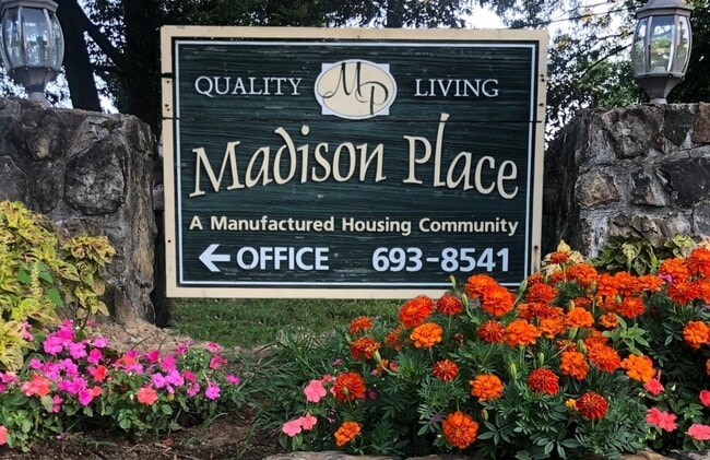 Building Photo - 2408 Park Edge Way