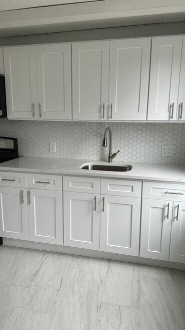 Building Photo - 48 Mechanic St