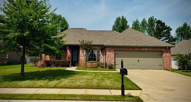 Building Photo - 123 Bremen Way