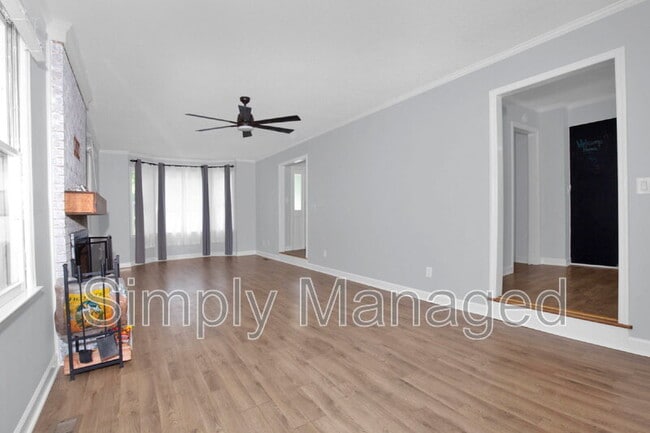 Building Photo - 7709 Scottsdale Dr