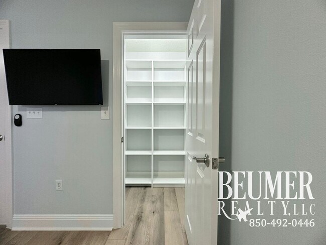 Building Photo - Discover your dream coastal retreat!