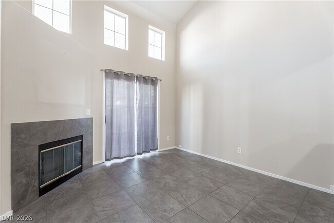 Building Photo - 9668 Belle Regal St