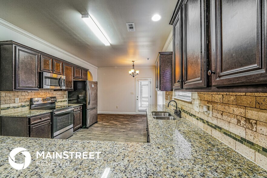 Building Photo - 170 Sharpe St