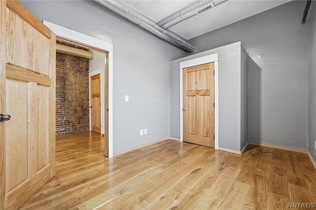 Building Photo - 110 Genesee St