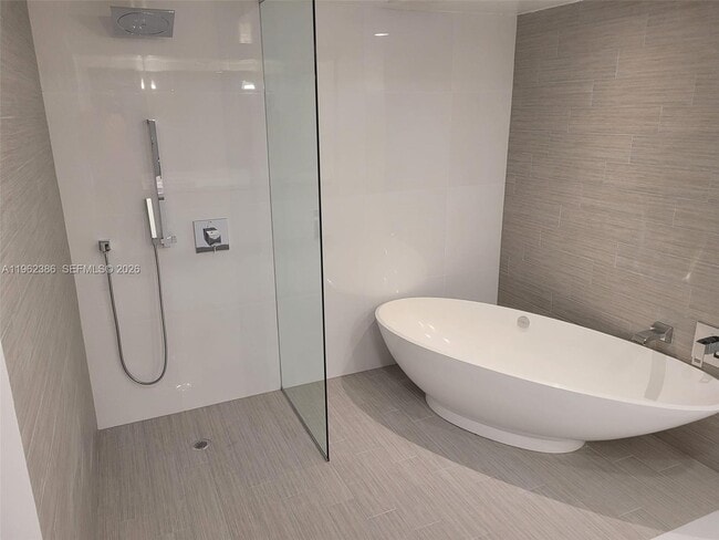 Building Photo - 330 Sunny Isles Blvd