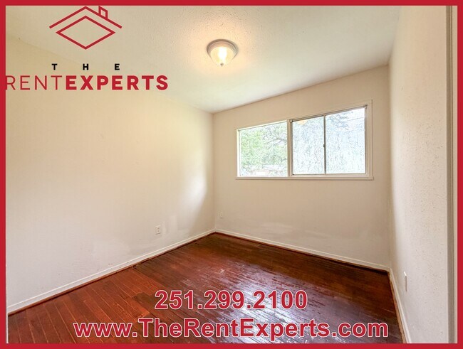 Building Photo - 2554 Morningside Dr