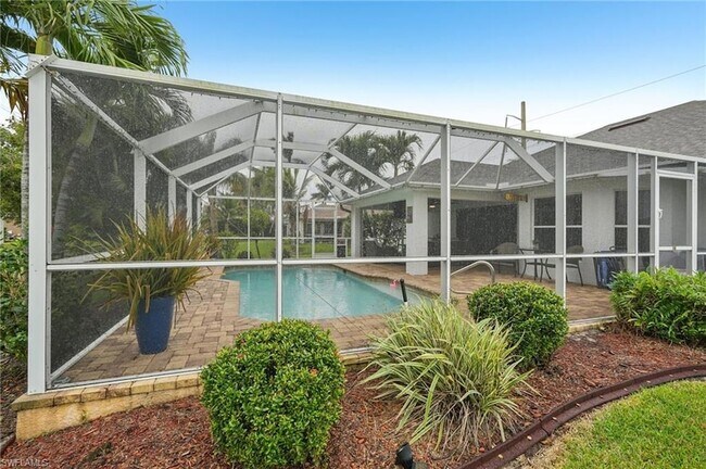 Building Photo - 3717 Agualinda Blvd